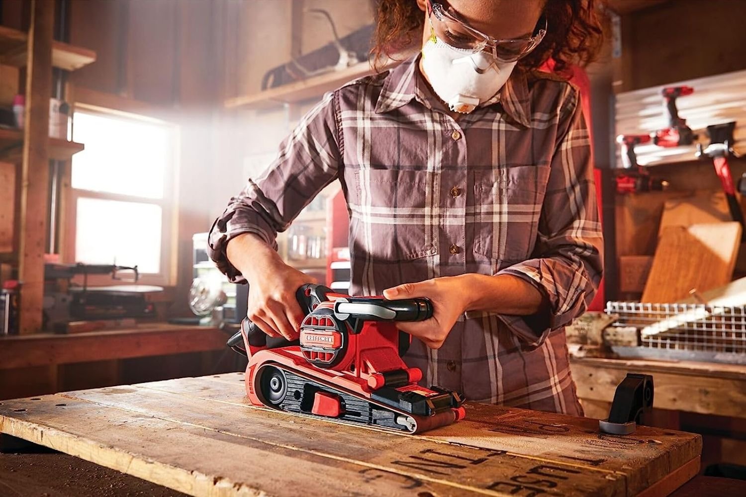 Because belt sanding removes so much material in one pass, sanding a whole workpiece can take much less time.