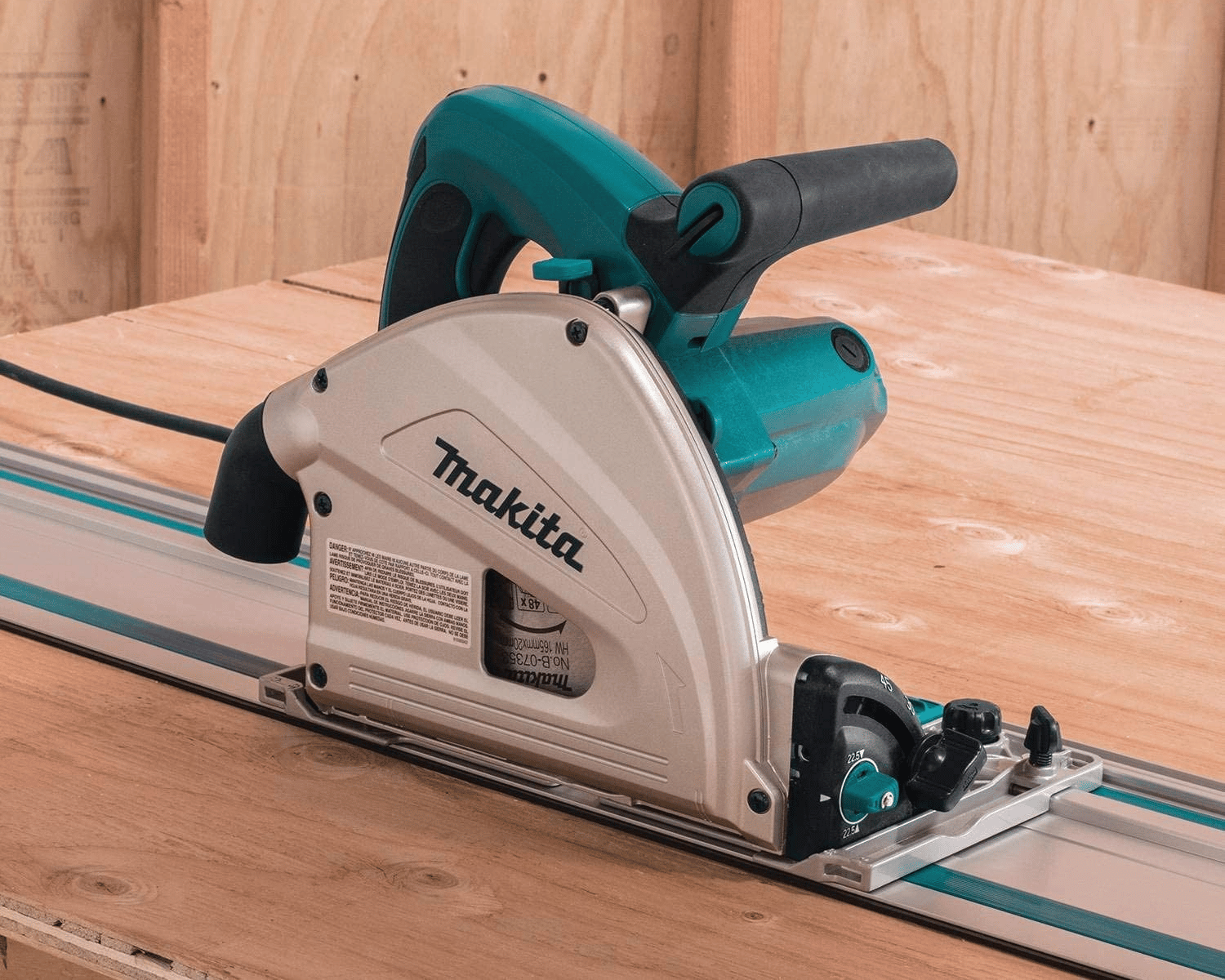 Example of a Makita Track Saw